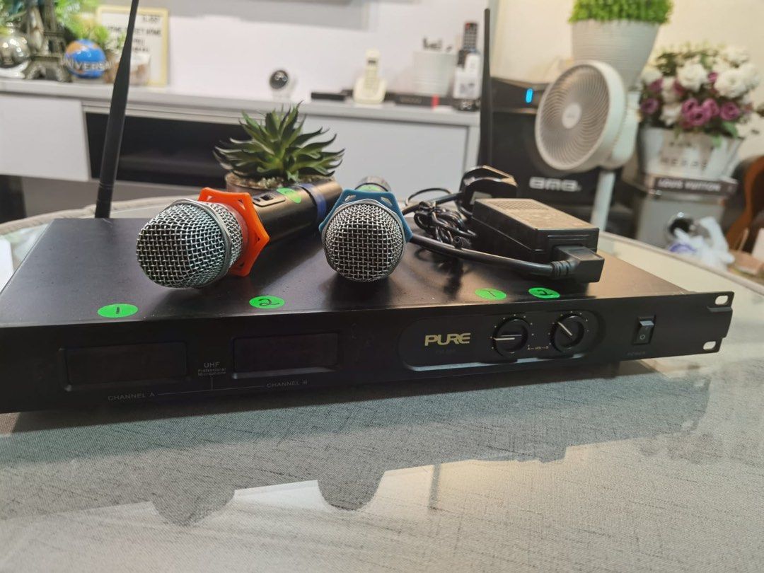 Professional Wireless Microphone63223287565955112