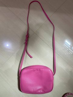 (Kategori: ) berada di . Dikirim oleh glazmode (ID iklan 1379793248, Gambar 1). Deskripsi: .