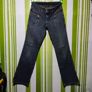 (Category: ) located in . Submitted by 3ud.thrift (Listing ID 1379857637, Image 1). Description: .