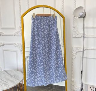 (Kategori: ) berada di . Dikirim oleh localthriftt (ID iklan 1379884263, Gambar 1). Deskripsi: .