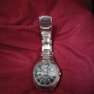 (Category: ) located in . Submitted by ajigosell (Listing ID 1379827455, Image 1). Description: .