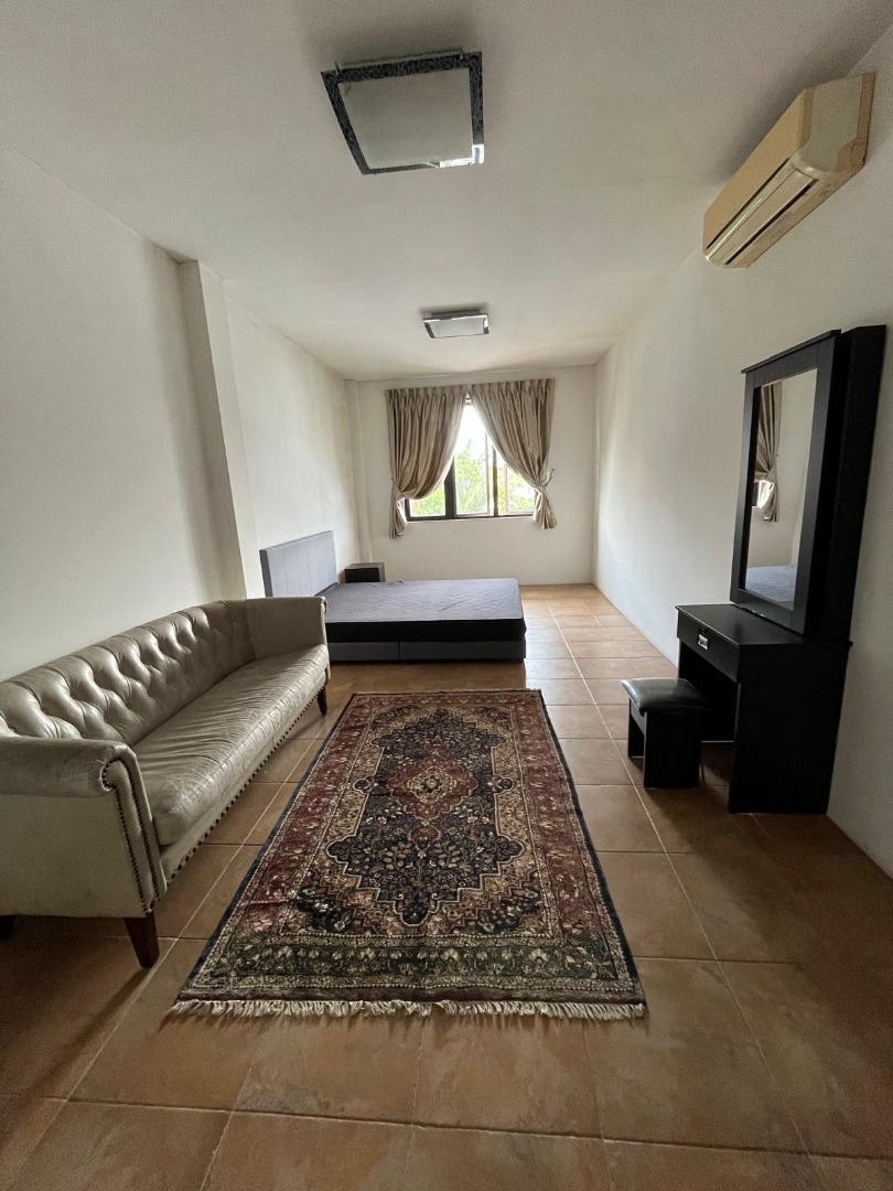 (Category: ) located in . Submitted by michaelliew.property (Listing ID 1260879895, Image 1). Description: .