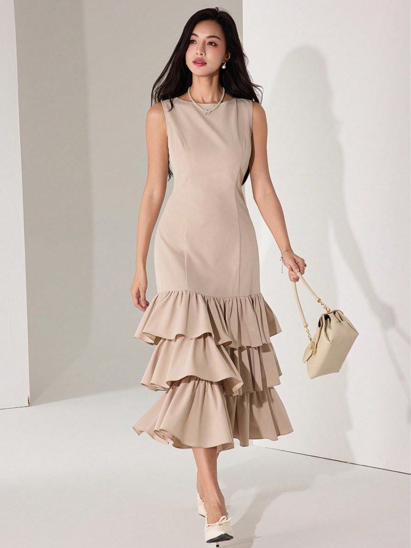 Sleeveless Long Dress With Ruffle Hem, 2-Layer Design (Category: Dresses) located in Manila. Submitted by jes_ssi (Listing ID 1379796325, Image 3). Description: ⤷ Used once ⤷ This is the actual color and picture ⤷ L on tag ⤷ Can fit to M - L size frame. ⤷ Fixed price ⤷ SF shouldered by buyer. (Lalamove/Grab Express mode of courier only).