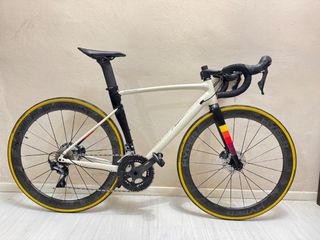 (Category: ) located in . Submitted by giantbikes (Listing ID 1379851959, Image 1). Description: .