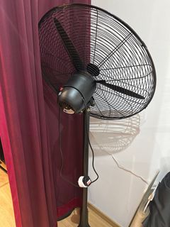 (Category: ) located in . Submitted by jimgoh92 (Listing ID 1379731870, Image 1). Description: .