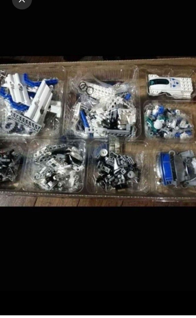 Star wars lego r2d2 mindstoms droid (Category: Lego & Building Sets) located in Santa Rosa. Submitted by toys_r_here (Listing ID 1379786965, Image 1). Description: GOOD FOR GIFT AND COLLECTION as is po Good condition First to pay gets the item pa check nalng sa pic yun condition pm me for questions ship pwede lalamove jrs Sta rosa and Alabang or marikina.