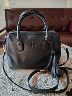 (Kategori: ) berada di . Dikirim oleh abisin.lemari (ID iklan 1379817739, Gambar 1). Deskripsi: .