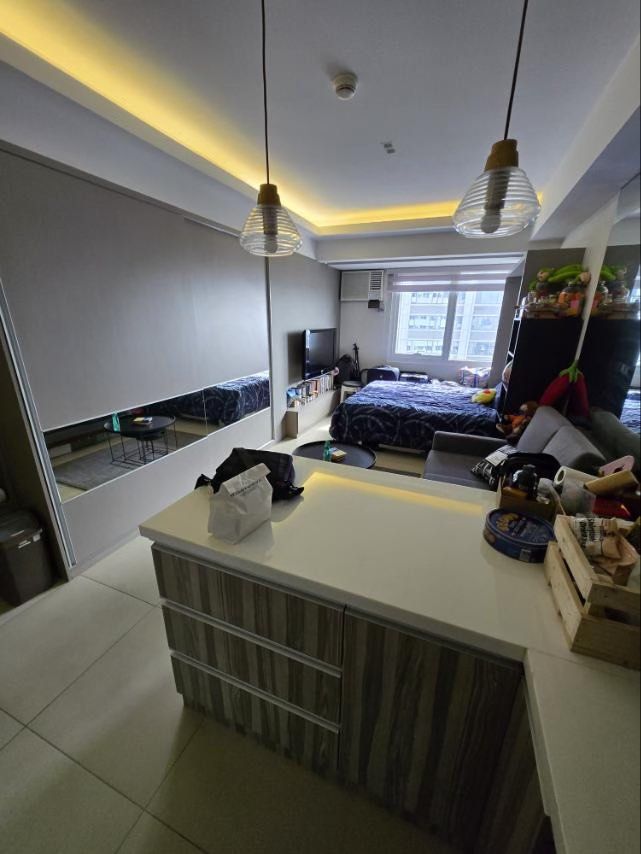 The Lerato, Makati (Category: Apartments & Condos) located in Quezon City. Submitted by erikagill1697-91390 (Listing ID 1379805960, Image 1). Description: FOR SALE ONLY The Lerato is located at 7232 Malugay Street, Barangay Bel-Air, Makati, Metro Manila, Philippines. It’s a residential development with three towers, situated in the heart of Makati’s central business district. 30sqm studio unit Renovated with lots of storage cabinets Murphy bed Fu