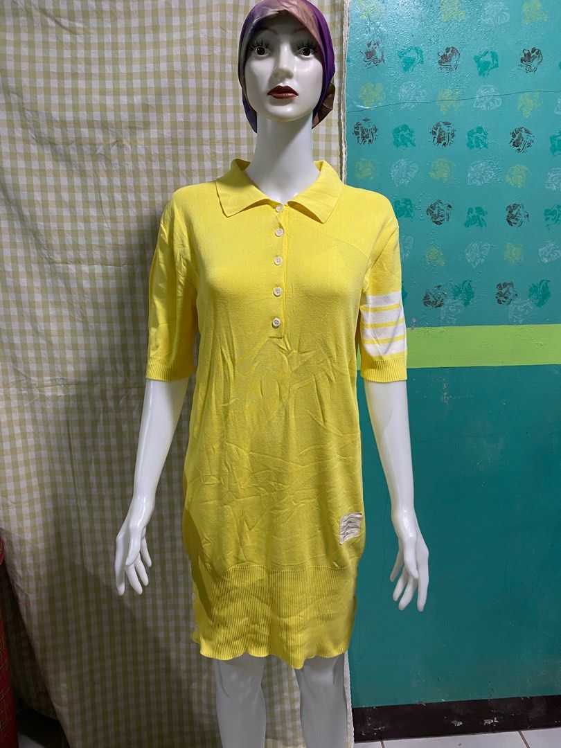 THOM BROWNE KNIT DRESS (Category: Luxury Apparel) located in Baguio. Submitted by lairdegawd_06 (Listing ID 1379821216, Image 1). Description: Dimes: 20-24 when stretched x 34 length Stretchable Excellent condition 10/10 color rate Complete tags With stain not sure if washable Check photos for more details.