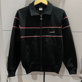 (Kategori: ) berada di . Dikirim oleh prelovedberkelass (ID iklan 1379879257, Gambar 1). Deskripsi: .