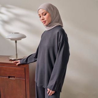 (Category: ) located in . Submitted by sohashopper (Listing ID 1379837005, Image 1). Description: .