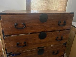 (Category: ) located in . Submitted by jeannnnnne (Listing ID 1379781167, Image 1). Description: .