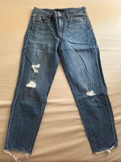 (Category: ) located in . Submitted by byebuy_____ (Listing ID 1379806476, Image 1). Description: .