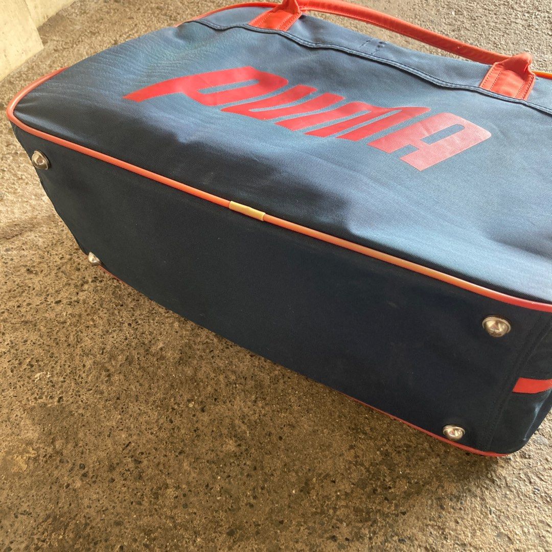 Vintage Puma Duffle Bag (Category: Luxury Bags & Wallets) located in Santa Barbara. Submitted by evrysundayvintage (Listing ID 1379784935, Image 3). Description: Vintage Puma Duffle Bag Good condition Signs of usage Fadings on handle & silicon lining .
