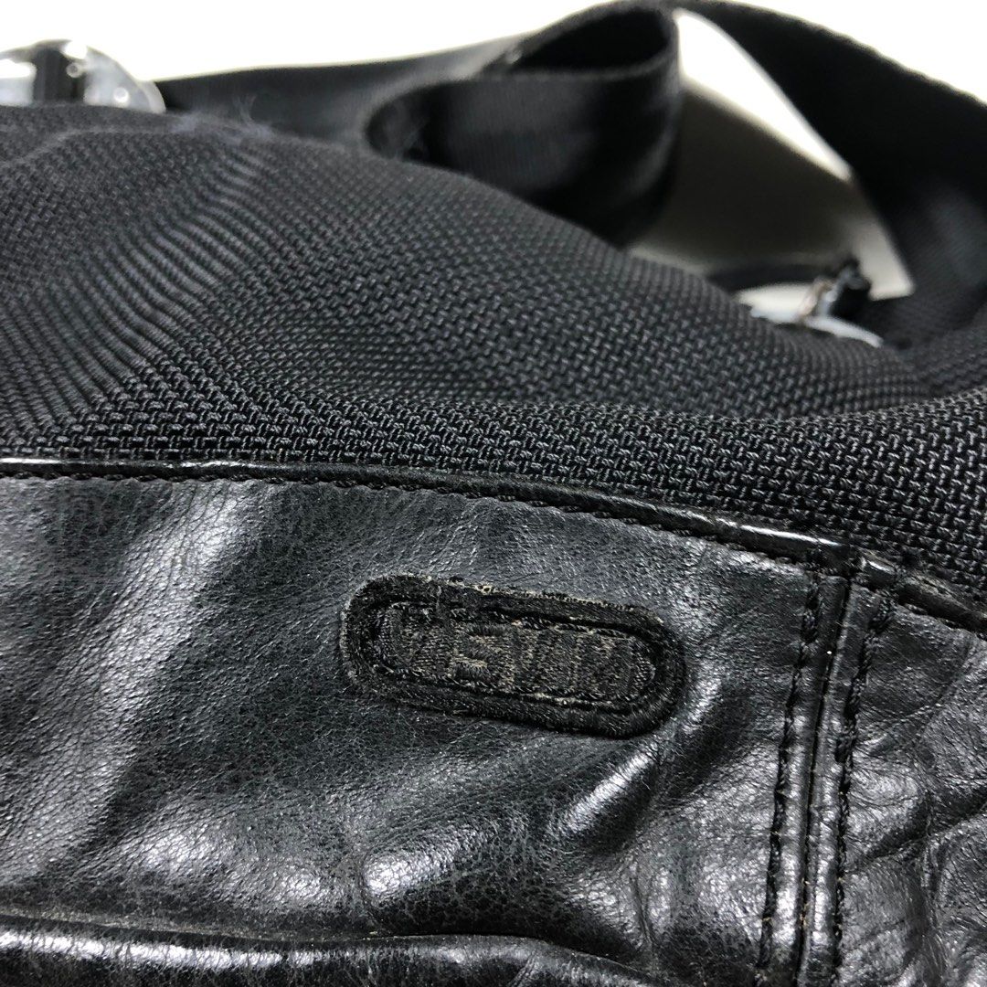 Visvim Ballistic Lumber Mini Waist Bag (Category: Belt bags, Clutches and Pouches) located in Quezon City. Submitted by stablesource (Listing ID 1379891099, Image 2). Description: Visvim Ballistic Lumber Mini Waist Bag Sign of usage Kindly Check All Details Before Purchase🤝.