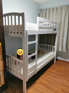 (Category: ) located in . Submitted by lebellemum (Listing ID 1379795515, Image 1). Description: .