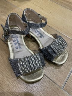 由 beverly_q (刊登 ID 1380029192，圖片 1) 提交，位於 的 (類別：)，說明：。