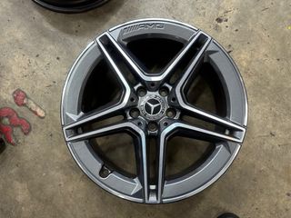 (Category: ) located in . Submitted by aws_tyre_rim (Listing ID 1322964724, Image 1). Description: .