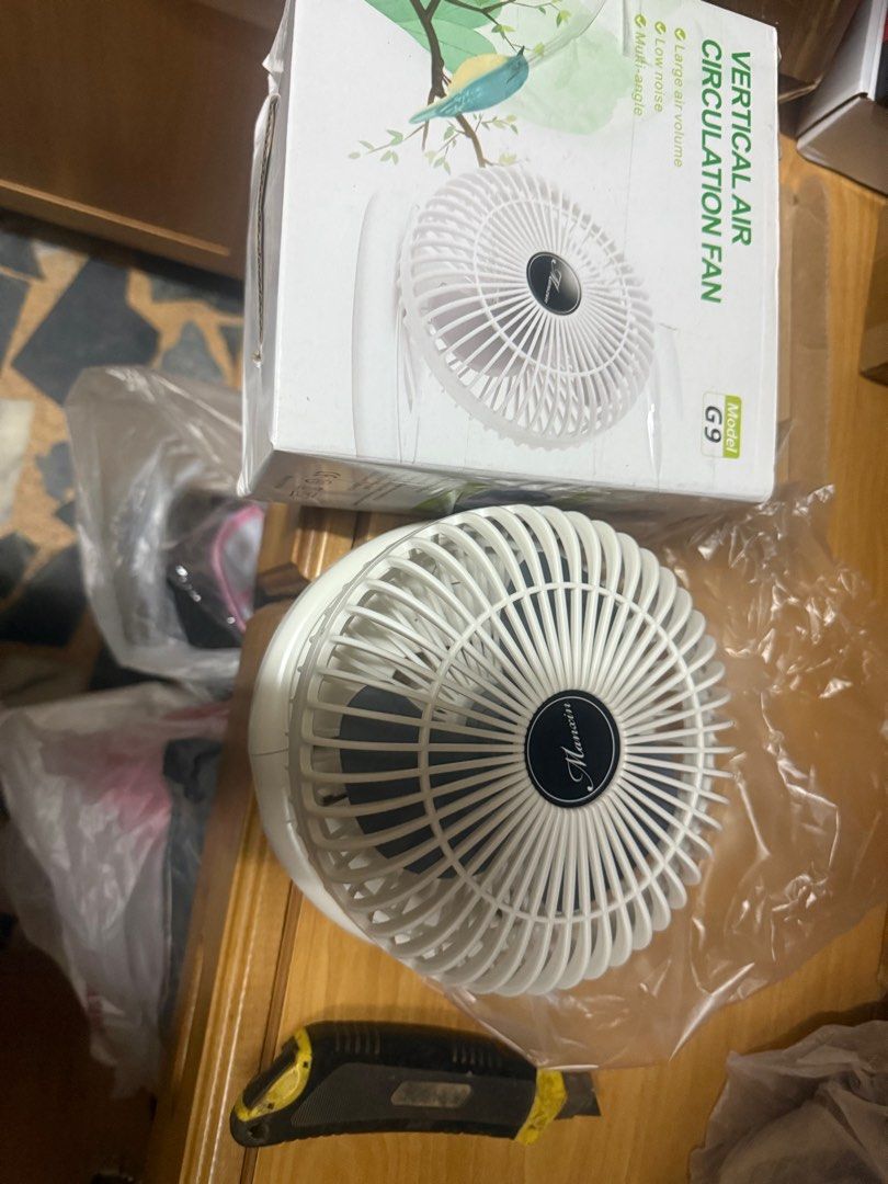 由 cccccccccyyy (刊登 ID 1379988441，圖片 1) 提交，位於 桃園市 (Taoyuan) 的 折疊可伸長風扇 (類別：風扇)，說明：。