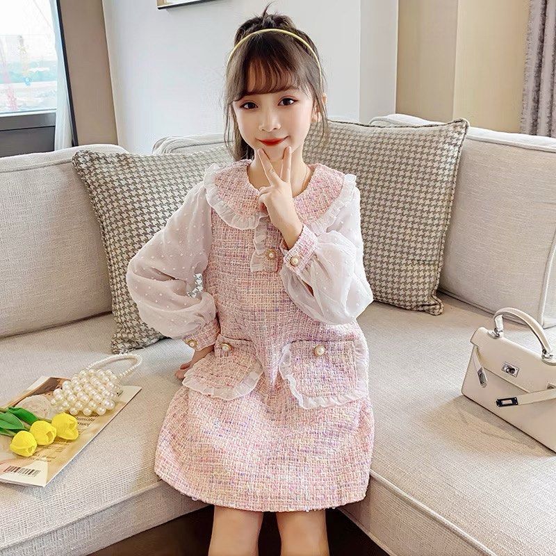 由 siyu1274258092 (刊登 ID 1379989425，圖片 2) 提交，位於 桃園市 (Taoyuan) 的 女童粉色小香風洋裝 近全新 (類別：嬰兒及兒童流行時尚)，說明：🎀台灣出貨💖女童粉色小香風洋裝 春秋款新款童裝洋裝 小公主洋裝近全新，5歲左右。