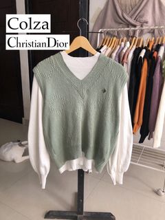 (Kategori: ) berada di . Dikirim oleh dilaa_thrift (ID iklan 1380093873, Gambar 1). Deskripsi: .