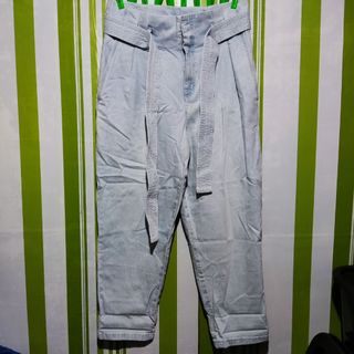 (Category: ) located in . Submitted by 3ud.thrift (Listing ID 1380035131, Image 1). Description: .