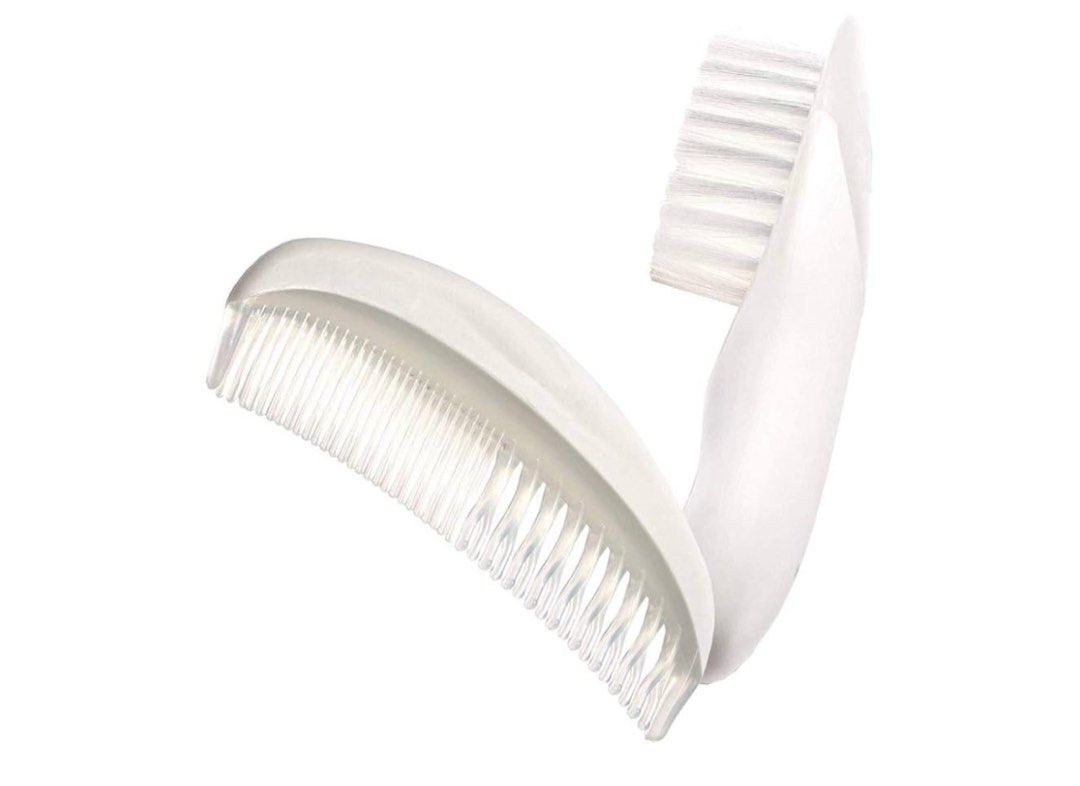 Baby brush and comb set (Category: Baby Toiletries & Grooming) located in Quezon City. Submitted by rimaostwani (Listing ID 1379964018, Image 2). Description: .