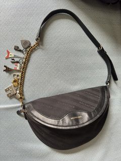 （分類：）位於 。 由 ralf2457 提交（商品編號 1380006783，圖片 1）。簡介： 。