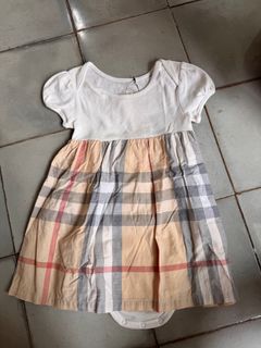 (Kategori: ) berada di . Dikirim oleh akhtabiina_preloved (ID iklan 1379953883, Gambar 1). Deskripsi: .