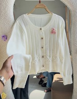 (Kategori: ) berada di . Dikirim oleh hanaaa4 (ID iklan 1379944265, Gambar 1). Deskripsi: .