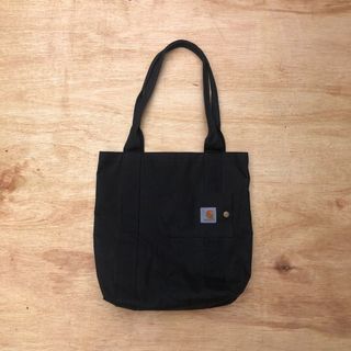 (Category: ) located in . Submitted by liamapparel19 (Listing ID 1380075435, Image 1). Description: .