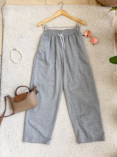 (Kategori: ) berada di . Dikirim oleh moira.preloved (ID iklan 1380043295, Gambar 1). Deskripsi: .