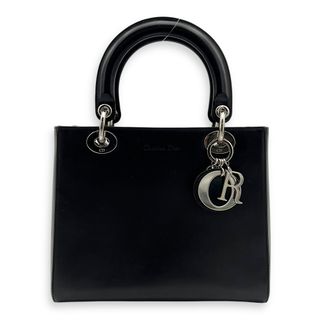 (Category: ) located in . Submitted by carousellluxury (Listing ID 1379973019, Image 1). Description: .