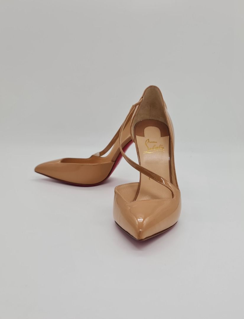 Christian Louboutin Jumping Pumps EU40 (Category: Sneakers & Footwear) located in Manila. Submitted by corycee (Listing ID 1379985070, Image 3). Description: Condition: Gently worn. Uppers are in beautiful shape with no major scuffs or marks. Red soles show typical signs of use. Inclusions: None Price: 25K RFS: not being used anymore Location: Multinational Village, Parañaque Shipping Option: Deliveries are thru Grab, Lalamove, LBC or buyer's cho