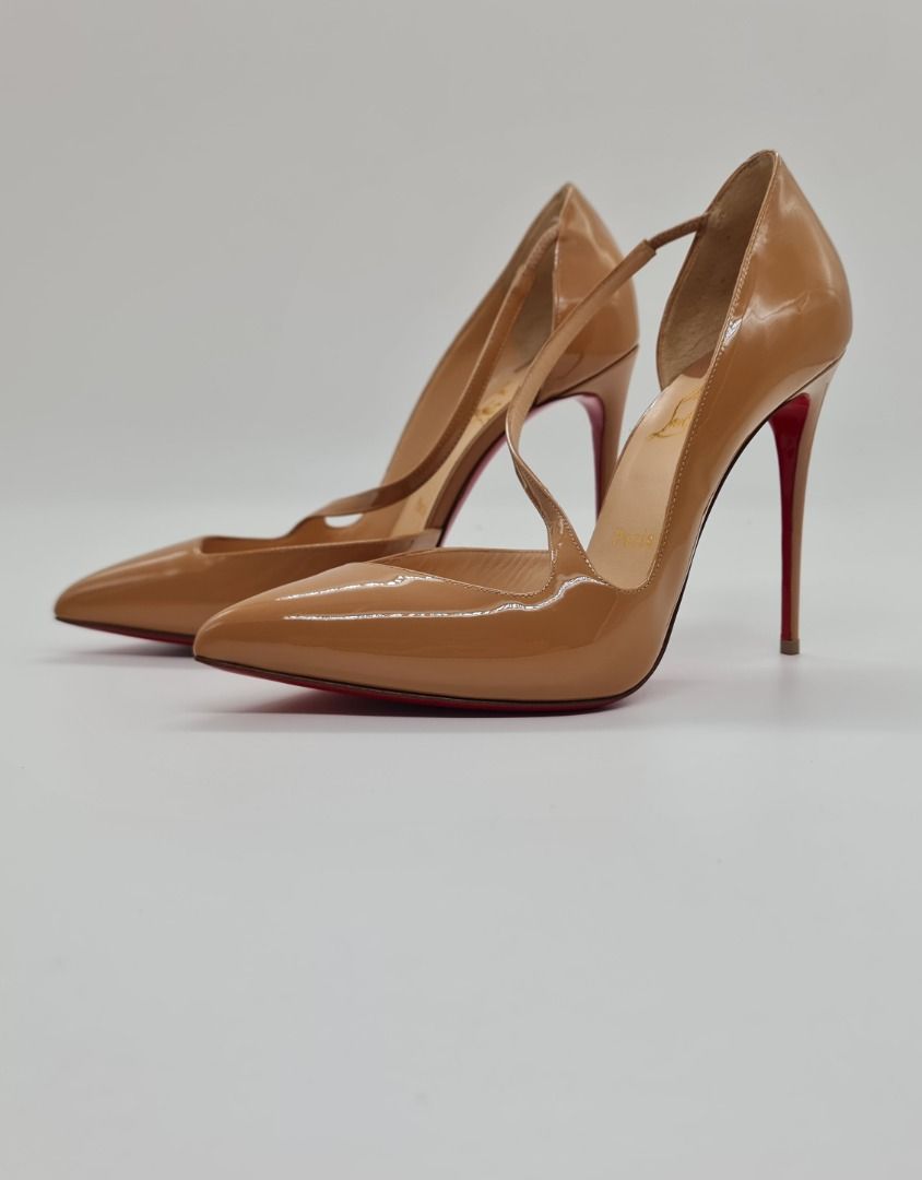 Christian Louboutin Jumping Pumps EU40 (Category: Sneakers & Footwear) located in Manila. Submitted by corycee (Listing ID 1379985070, Image 2). Description: Condition: Gently worn. Uppers are in beautiful shape with no major scuffs or marks. Red soles show typical signs of use. Inclusions: None Price: 25K RFS: not being used anymore Location: Multinational Village, Parañaque Shipping Option: Deliveries are thru Grab, Lalamove, LBC or buyer's cho