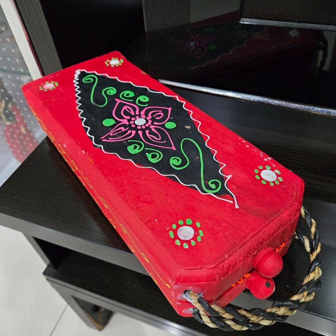 Congklak lipat kayu mainan anak motif merah biji kerang asli jadul red ...