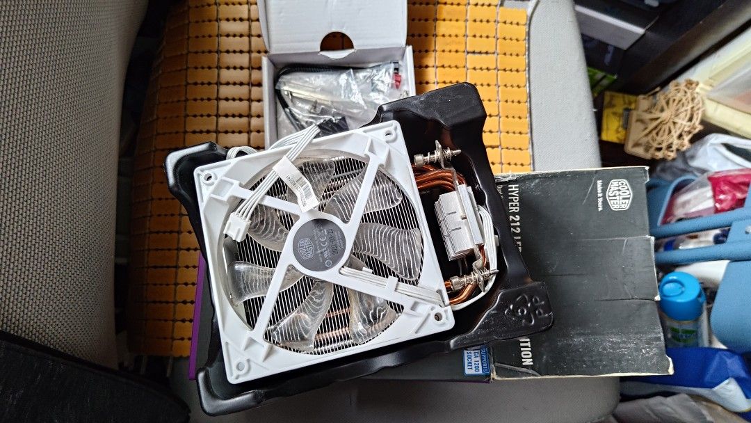 Cooler Master Hyper 212 CPU Cooler Turbo White Edition