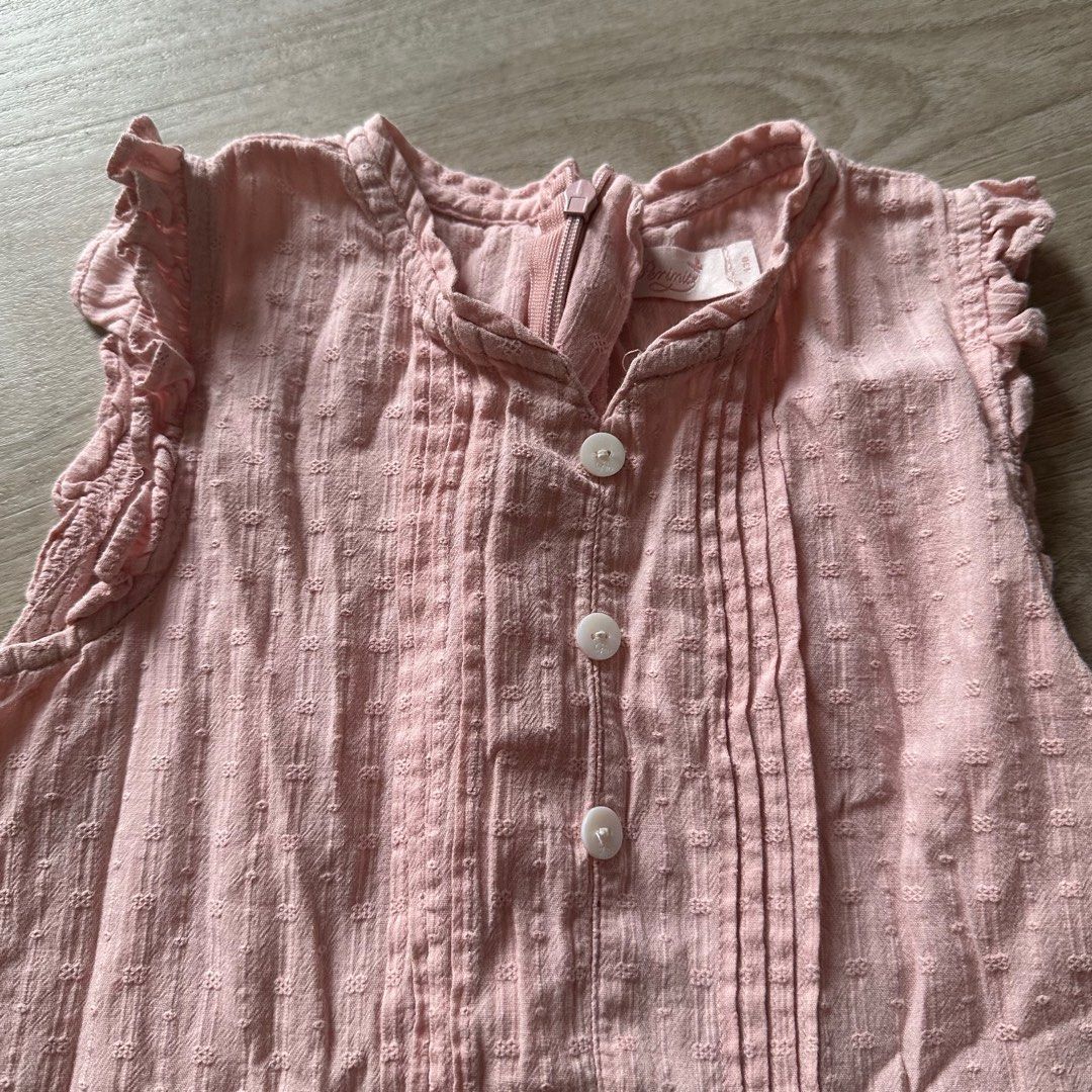 Dress perrimit bagus murah termurah mewah lucu pink soft kalem anak girl cewe kids kid terusan skirt ruffle umpak lucu cantik pita branded (Kategori: 8 hingga 12 tahun) berada di Jakarta Utara. Dikirim oleh toserbanat (ID iklan 1380095185, Gambar 3). Deskripsi: Cantik bgt ini Jual Rugi Size 130.