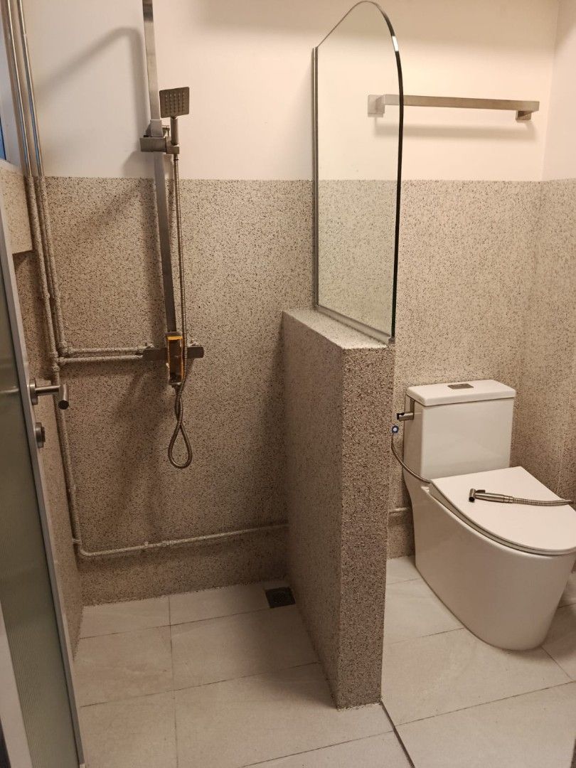 Epoxy Flooring|Flakes Epoxy|Anti slip|Safe|Old  Toilet Tiles Makeover|Tiles Restoration|Epoxy Coating|Durable|Direct Contractor|Service All over Singapore.63109200454147112