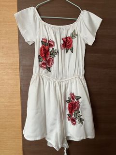 (Category: ) located in . Submitted by thriftsells (Listing ID 1379985103, Image 1). Description: .