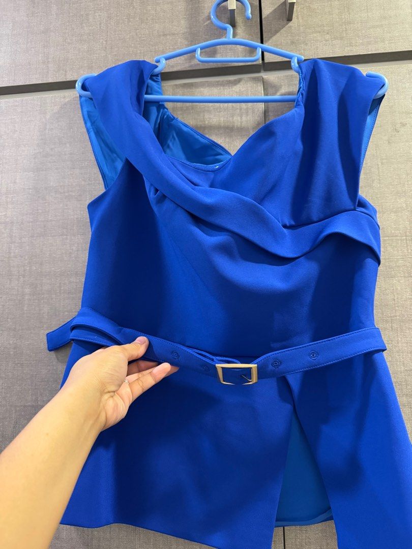 Formal top (Category: Blouses) located in Taguig. Submitted by maybsv (Listing ID 1379959370, Image 1). Description: Brand new but never worn. Maluwag sa akin. Last price posted. Very nice ng tela malakas maka sosyal even the color. .
