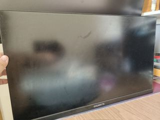 GigaByte M27F KVM monitor 27”64231205339267110