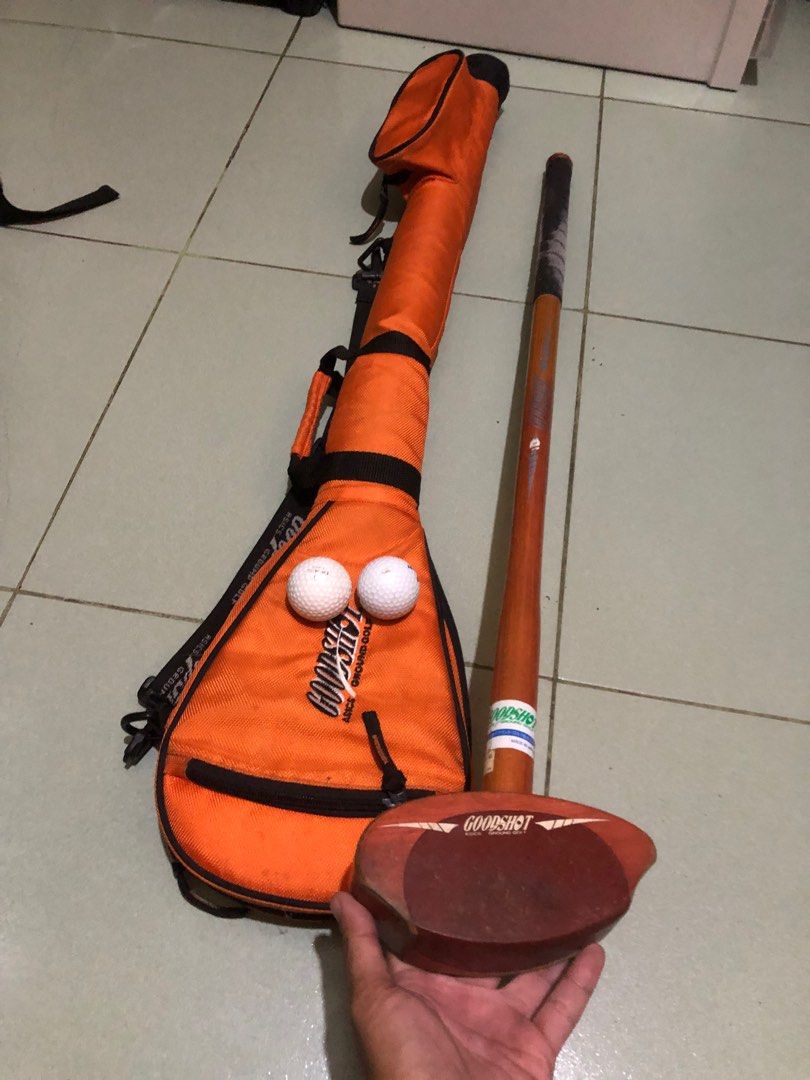 Goodshot Asics ground golf club (Category: Golf) located in Quezon City. Submitted by markgolveo (Listing ID 1379930652, Image 2). Description: Goodshot Asics ground golf club With pair or balls and carry case cover Signs of wears.