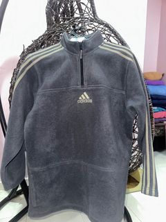 (Category: ) located in . Submitted by thrift02 (Listing ID 1380025507, Image 1). Description: .