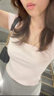 (Category: ) located in . Submitted by bellesbundles (Listing ID 1380077280, Image 1). Description: .