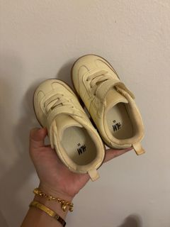 (Category: ) located in . Submitted by prelovedto.relove (Listing ID 1380075322, Image 1). Description: .