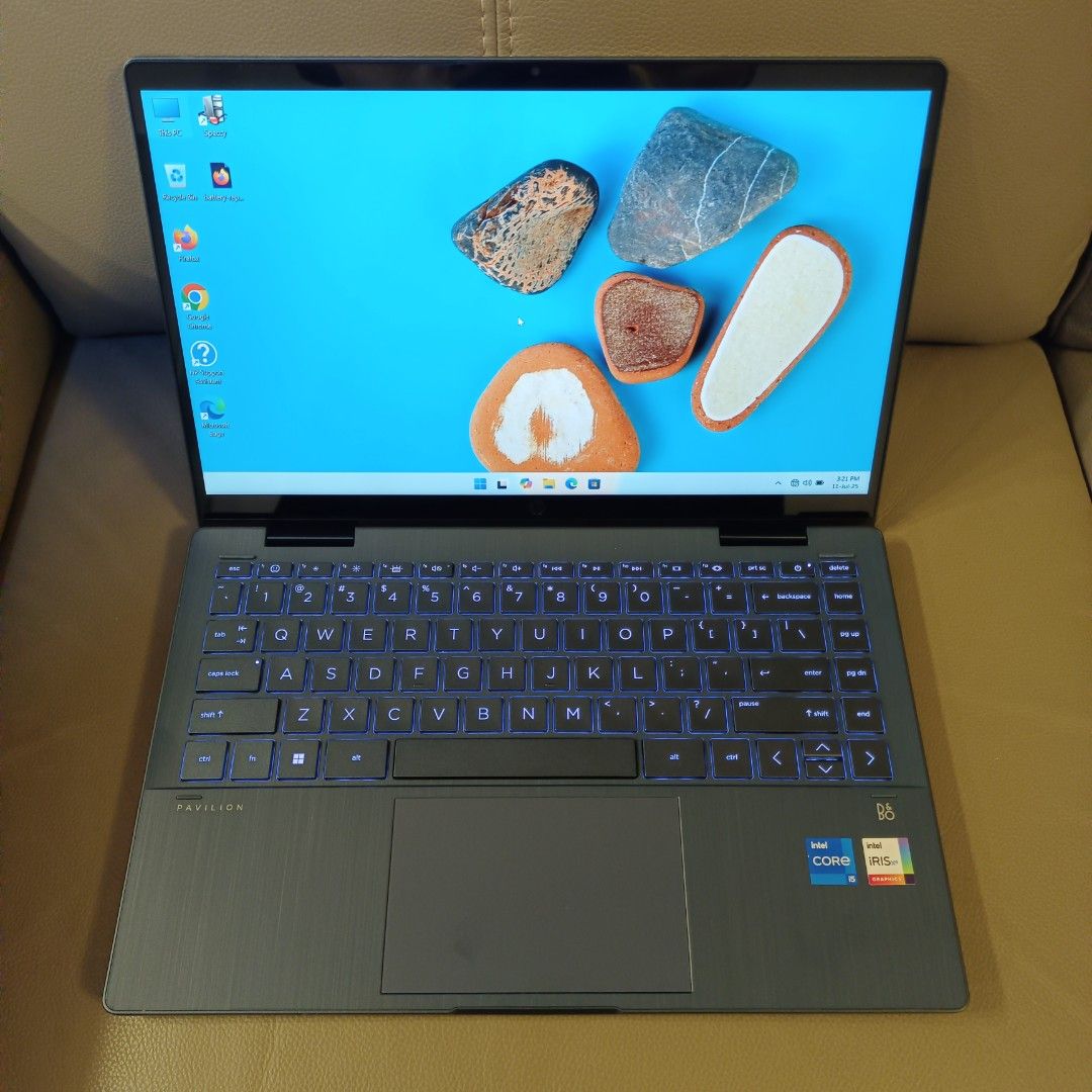 HP i5-1335U 16GB 512GB SSD 14" FHD IPS Touch Screen Pavilion X360 Convertible Laptop (Category: Laptops & Notebooks) located in Singapore. Submitted by dunwannadoanything (Listing ID 1379982061, Image 1). Description: HP Pavilion X360 2-in-1 Convertible Laptop Processor 13th Gen Intel Core i5-1335U RAM 16GB SSD 512GB 14" FHD IPS Touch Screen Display Keyboard with backlight Wi-Fi 6E AX211 Able to Flip screen 360 degree to use as Tablet Battery lif