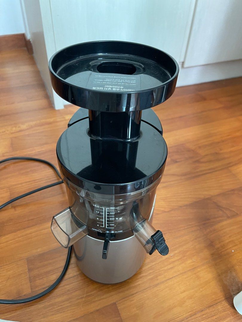 Hurom Slow Juicer HH-SBF11, TV Home Appliances, Kitchen