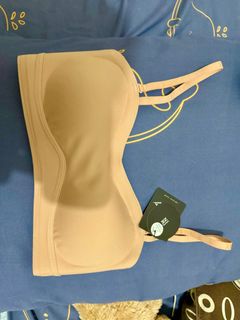 (Kategori: ) berada di . Dikirim oleh prissilpreloved_ (ID iklan 1380051771, Gambar 1). Deskripsi: .