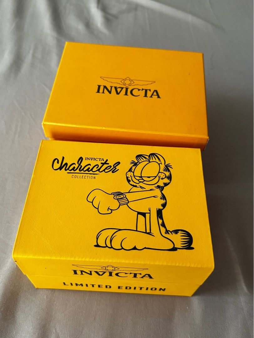 Invicta Character Collection Limited Edition Garfield (Category: Men's Watches) located in Manila. Submitted by alyssanico82773 (Listing ID 1379987819, Image 3). Description: ORGINAL Invicta Character Collection Limited Edition Garfield Black Dial Automatic Men’s Watch Complete Set with Box, Warranty, extra band links ₱5,000 with minor desk diver scratches message offers.